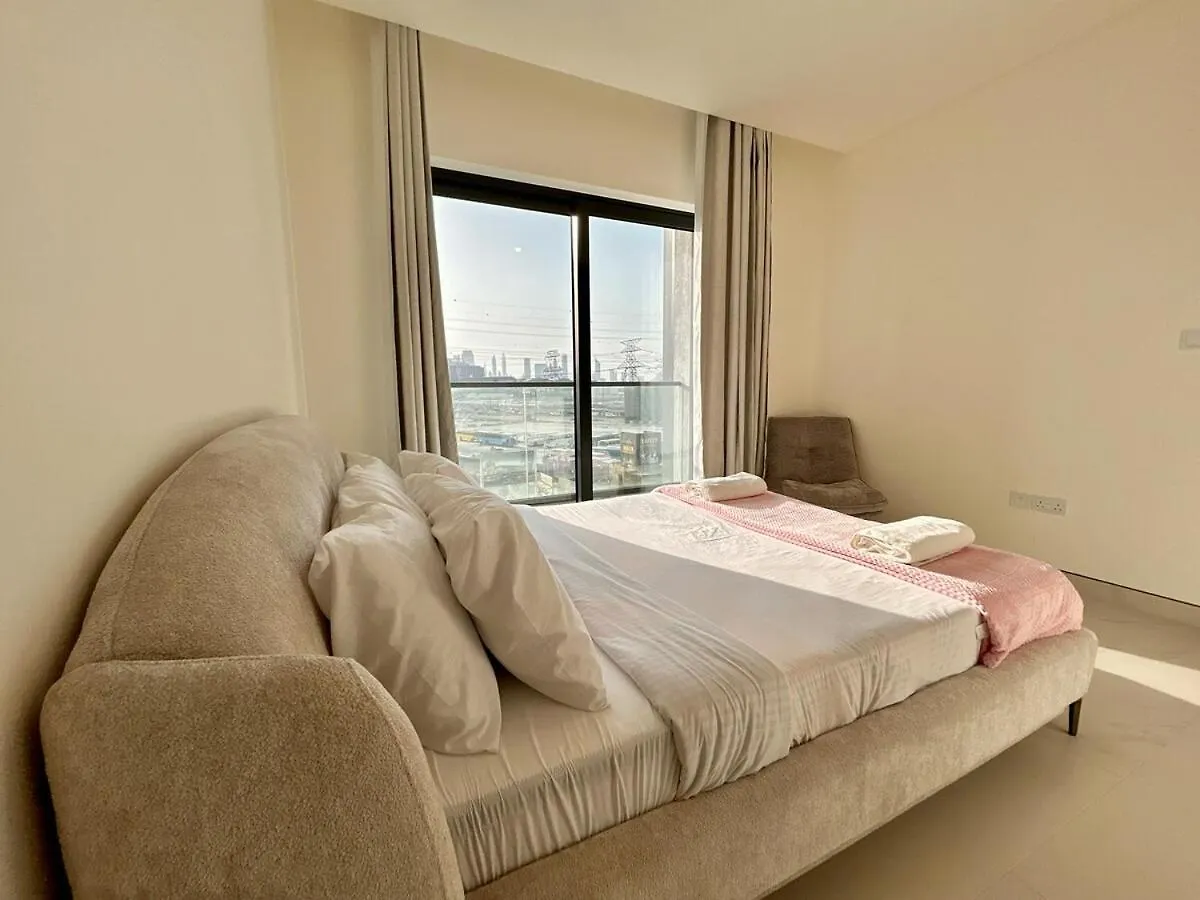 Homes2Retreat - Cozy 2Br In Sobha Realty Dubai Appartement