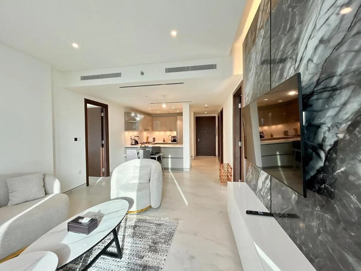 Homes2Retreat - Cozy 2Br In Sobha Realty ドバイ 0*,  アラブ首長国連邦